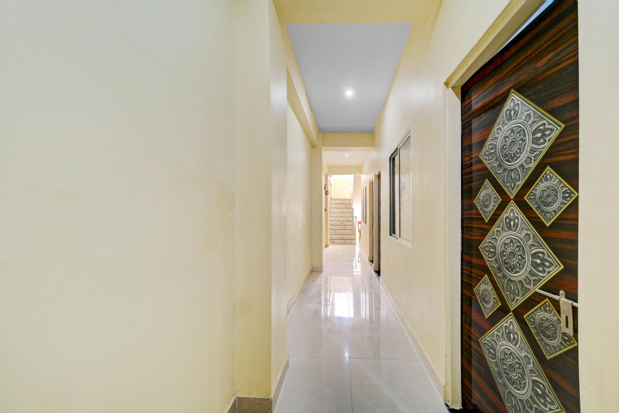 Hotel O Home Trimurti Guest House Guwahati Zewnętrze zdjęcie